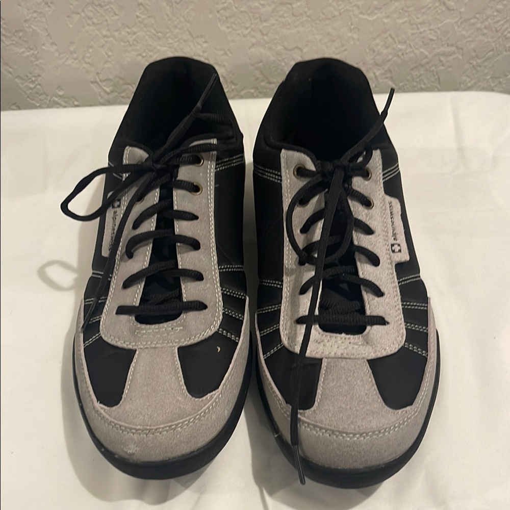 Men's Black and Gray Alphineswiss Athletic Shoes